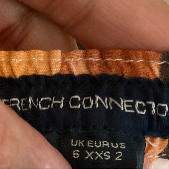 FRENCH CONNECTION BEAUTIFUL  FLORAL MULTI PRINT WATERCOLOR SKIRT,  SIZE 2 - Picture 4 of 4